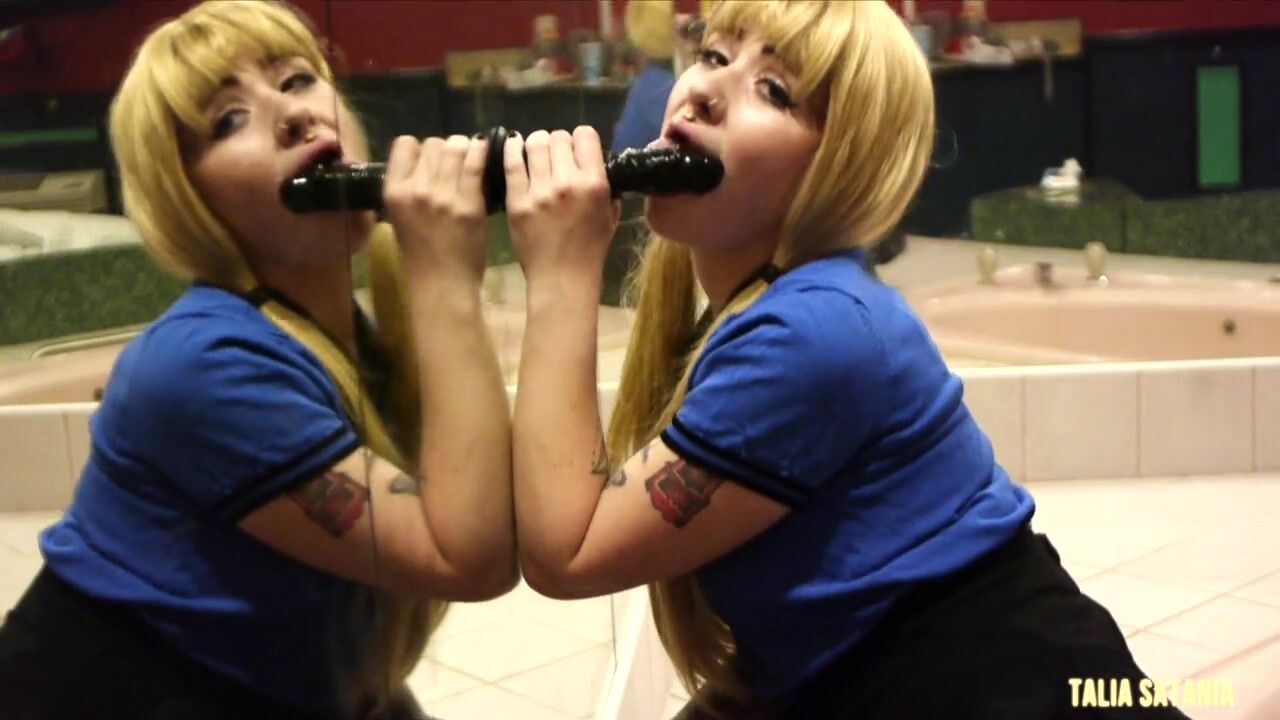 talia satania — blowjob punishment
