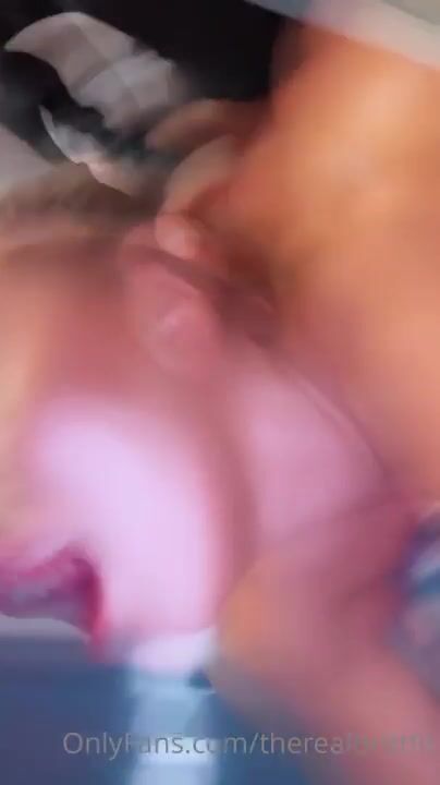 Therealbrittfit Washing Machine Sextape Video