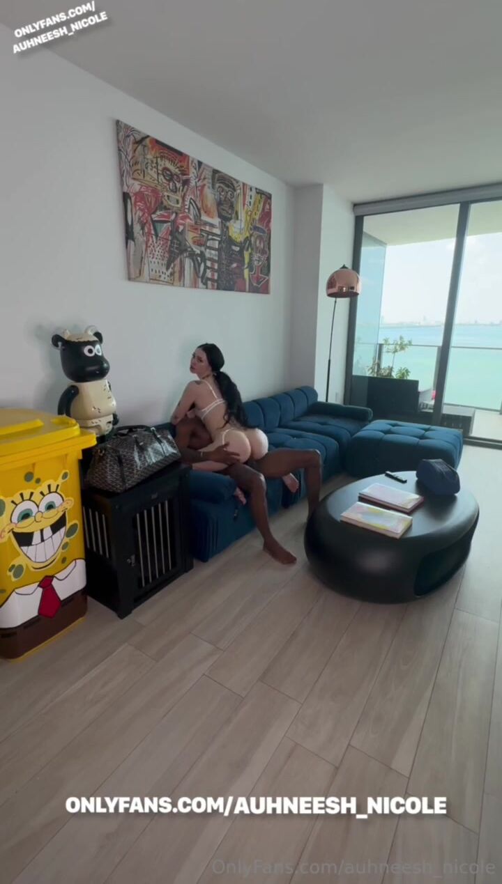 Auhneesh Nicole Sofa Sex