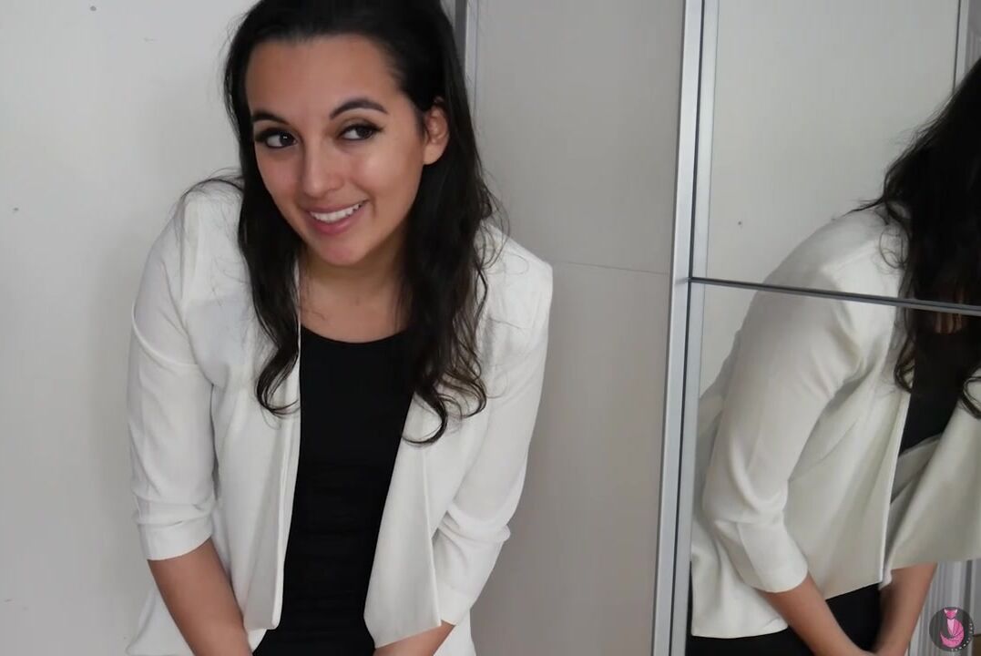 Summer Fox – Getting into Mommy Mode