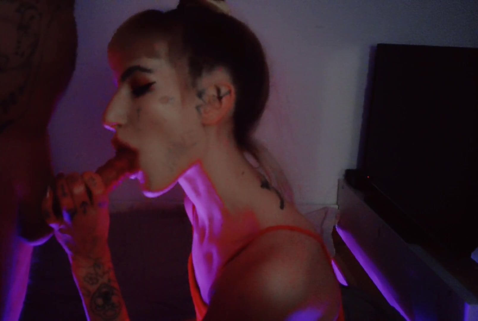 Angel Minxxx – Petite Teen Gets Cum All Over